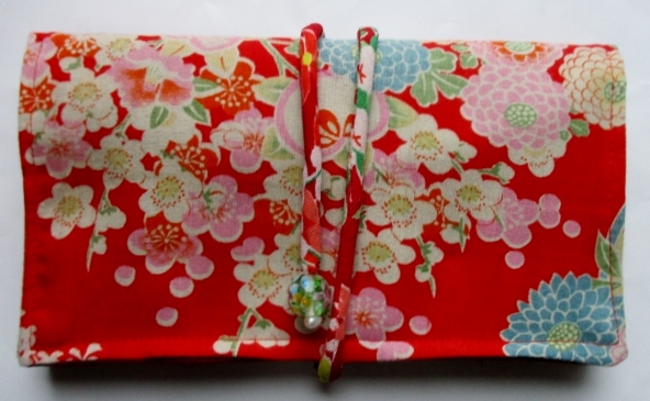 花柄の長襦袢で作った和風財布・ポーチ 3795